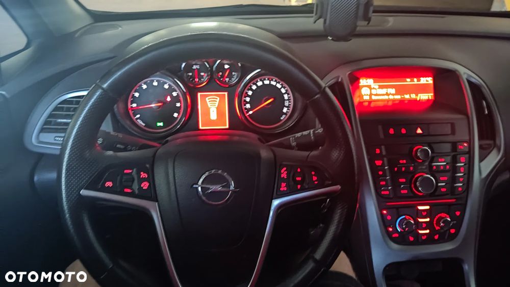 Opel Astra 1.4 Turbo Sport - 2