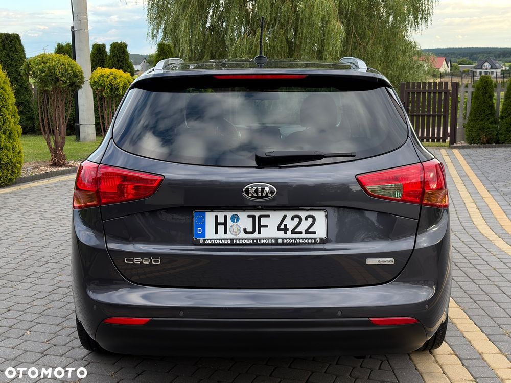 Kia Ceed 1.6 CRDi 136 ISG Platinum Edition - 6