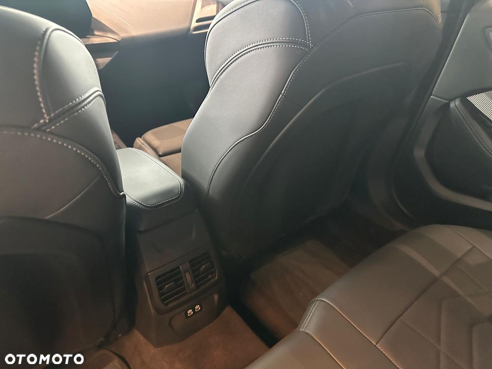 BMW Seria 1 - 25