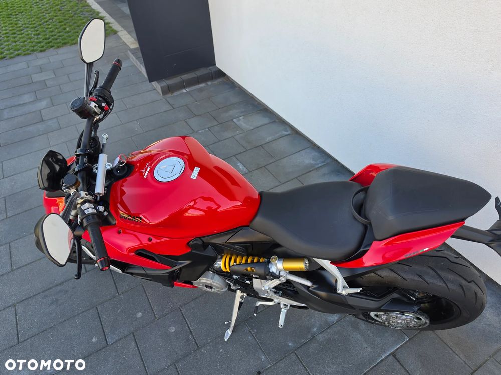 Ducati Streetfighter V2 - 8