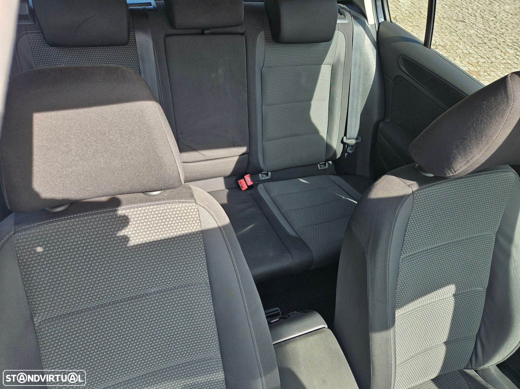 VW Golf 1.6 TDi Confortline - 25