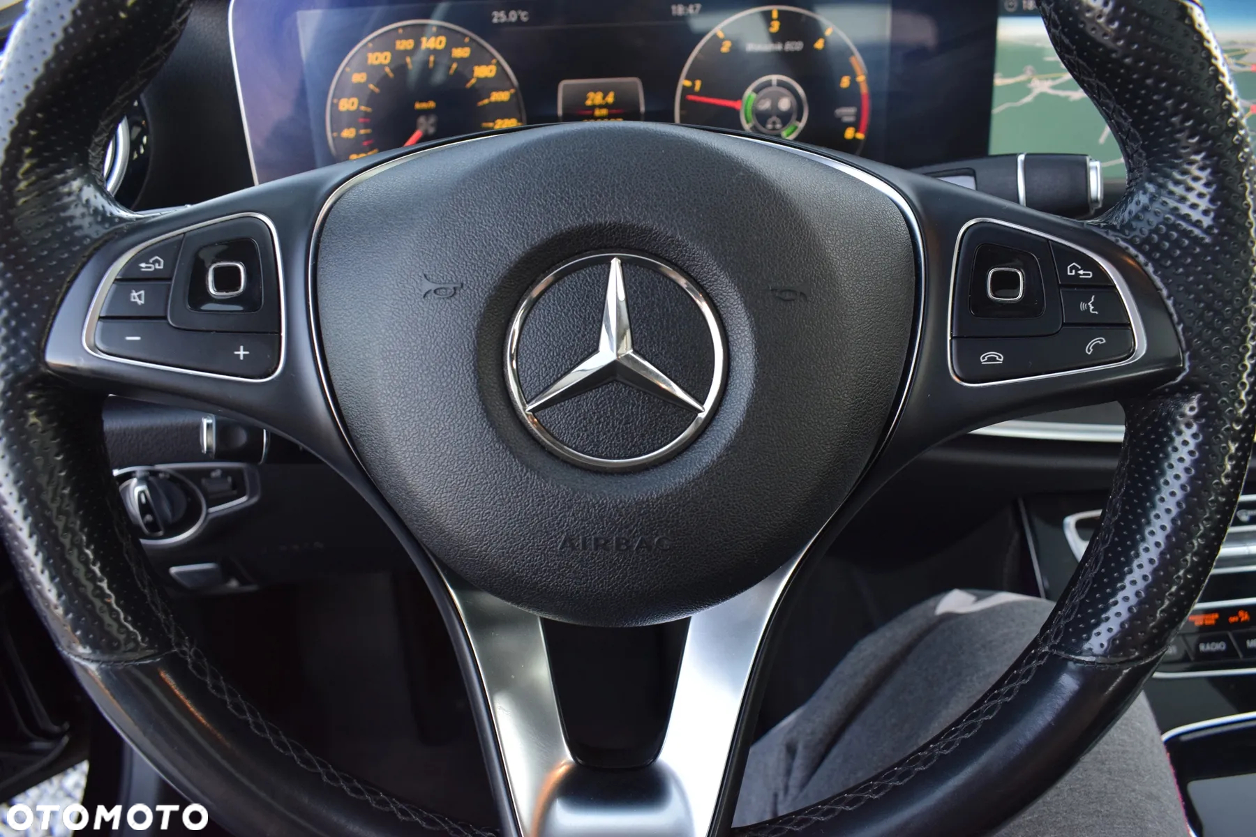 Mercedes-Benz Klasa E 220 d 9G-TRONIC Avantgarde - 26