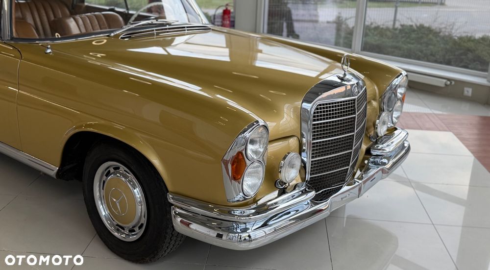 Mercedes-Benz 280 - 10