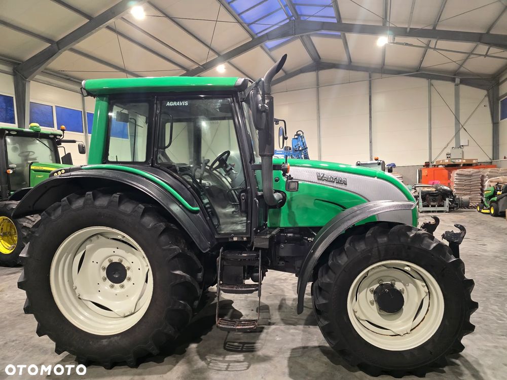 Valtra N 141 - 4