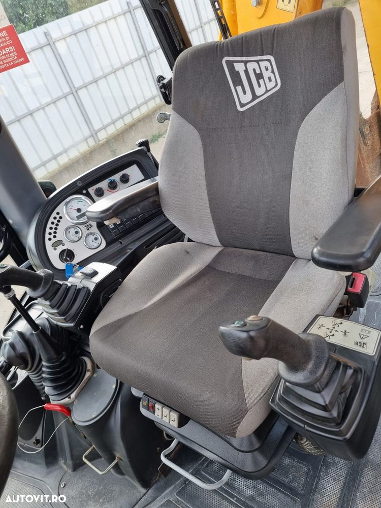 JCB 3CX - 10