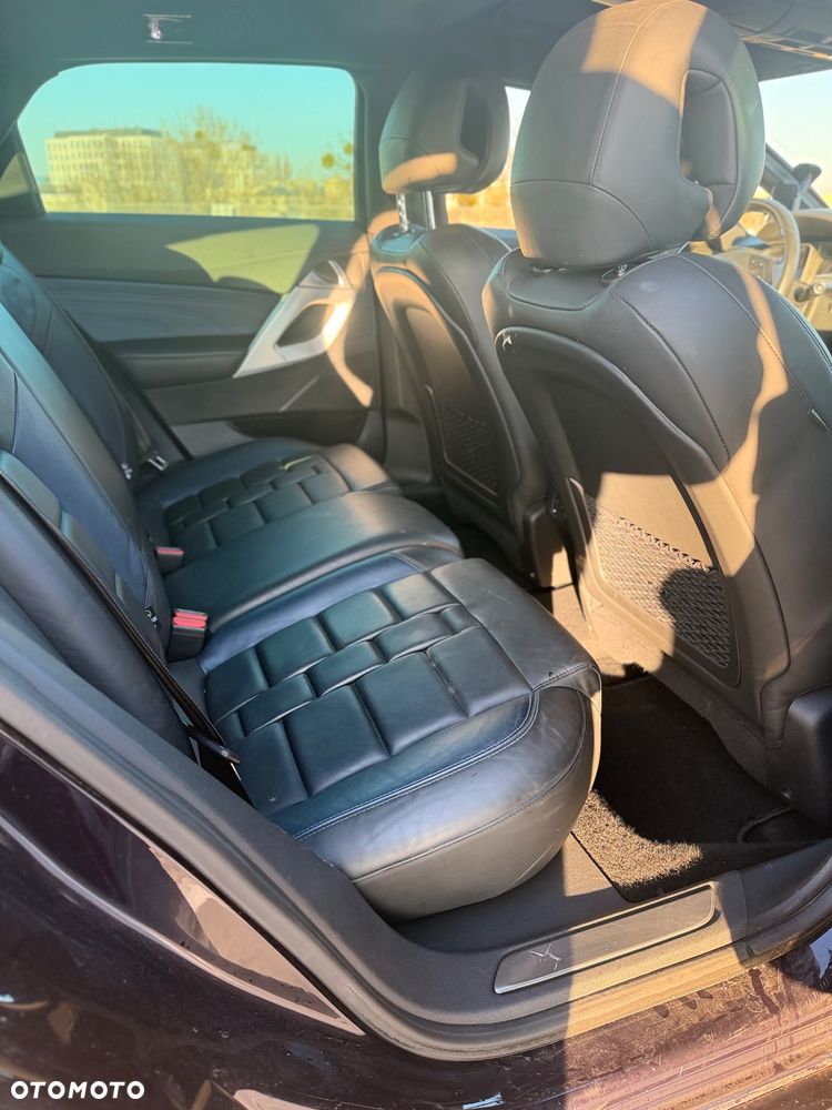 Citroën DS5 2.0 BlueHDi BeChic EAT6 - 8