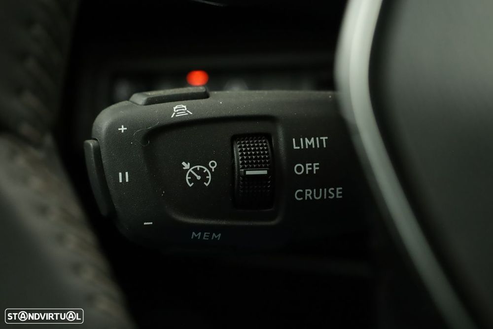 Peugeot 5008 1.2 Hybrid Allure Pack e-DCS6 - 18