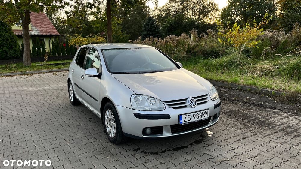 Volkswagen Golf V 1.6 FSI Comfortline Tiptr - 1
