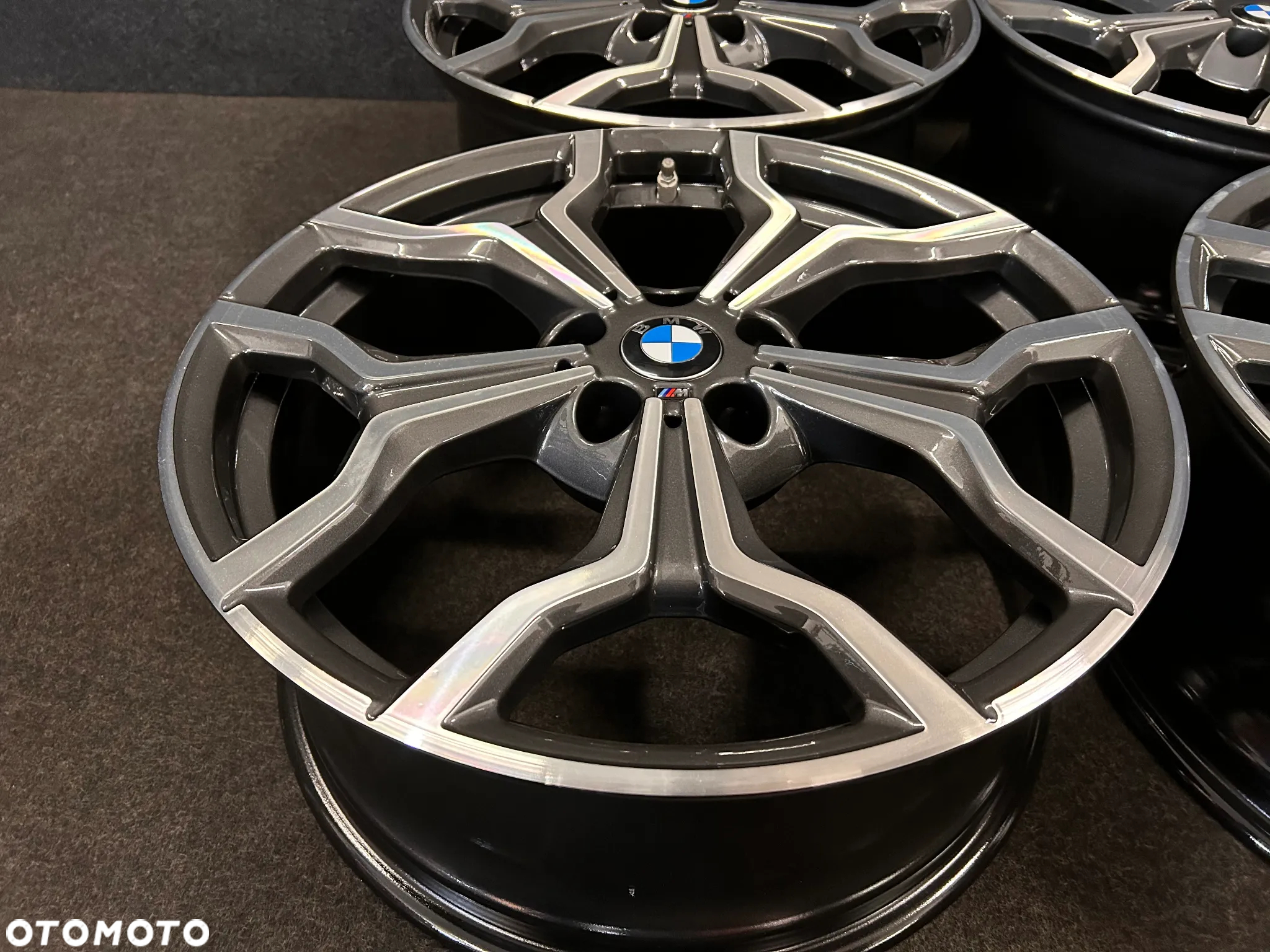 Alufelgi BMW X1 F48, X2 F39 M-Pakiet 19 cali 5x112 4szt. z czujnikami. ŁADNE! - 14