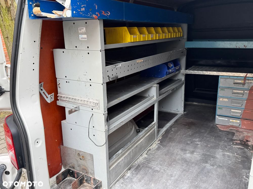 Volkswagen TRANSPORTER T6 - 23