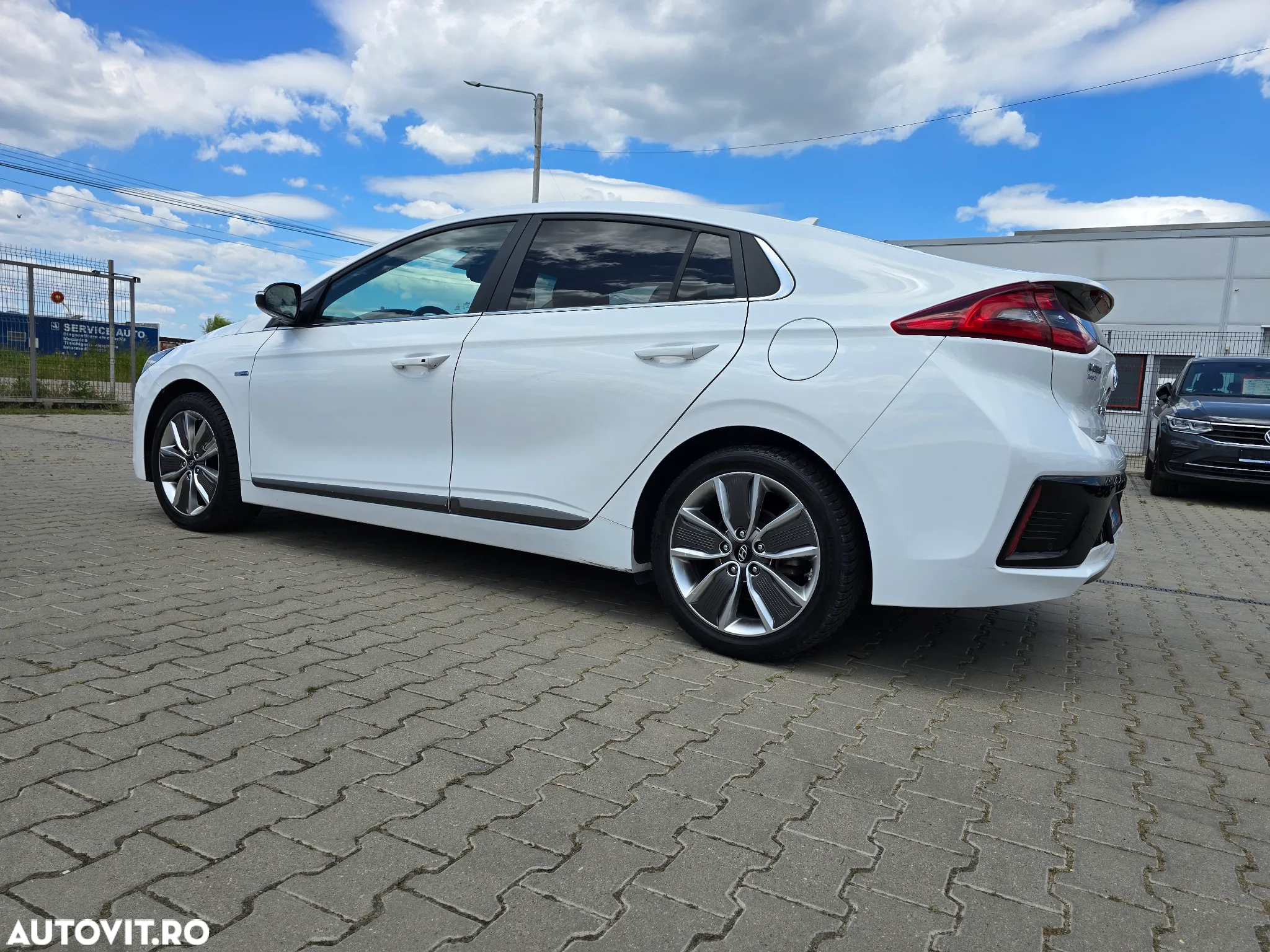 Hyundai IONIQ Hybrid 1.6 GDI Style - 5