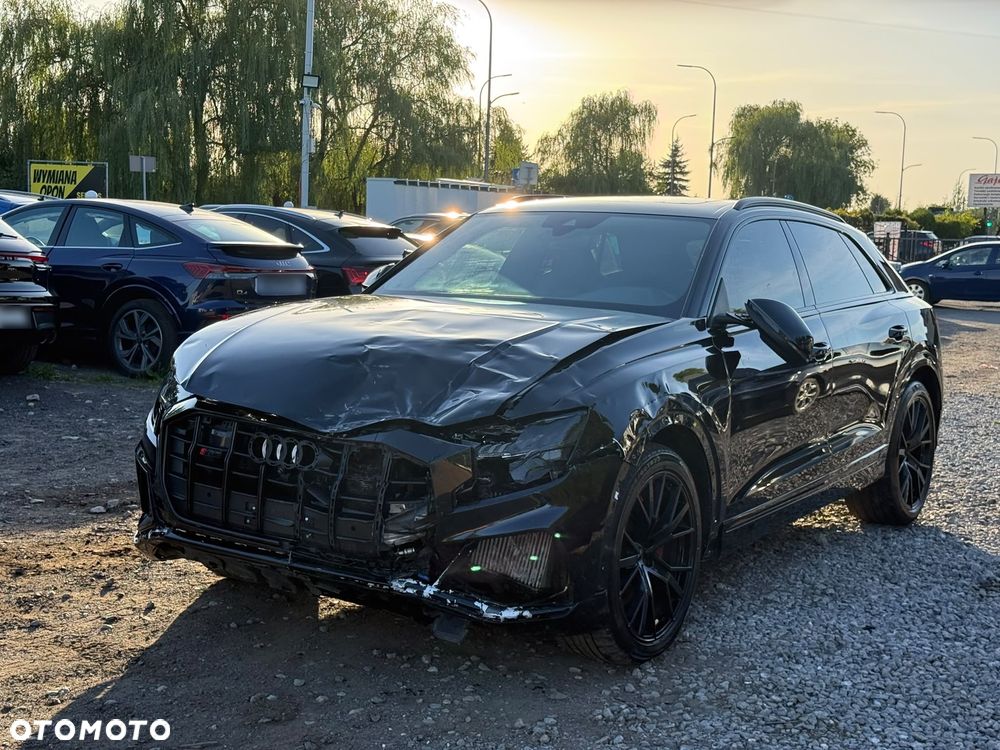 Audi Q8 - 9