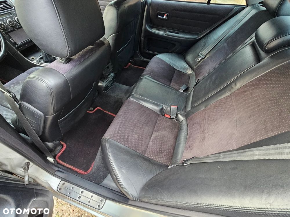 Lexus IS 200 Elegance - 12