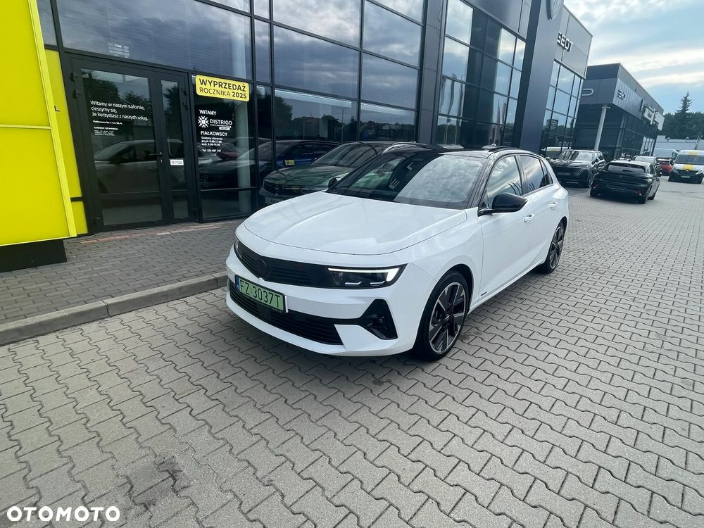Opel Astra Ultimate - 2