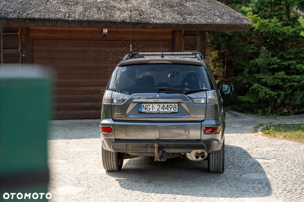 Mitsubishi Outlander 2.2 DID Intense EU5 - 19