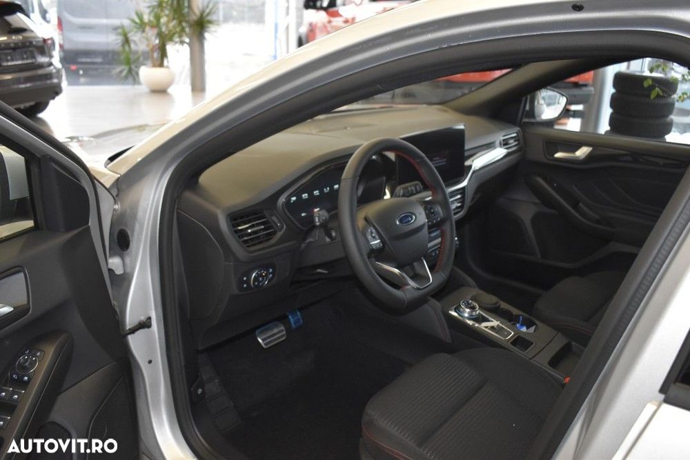 Ford Focus 1.5 EcoBlue 8AT ST-Line X - 11