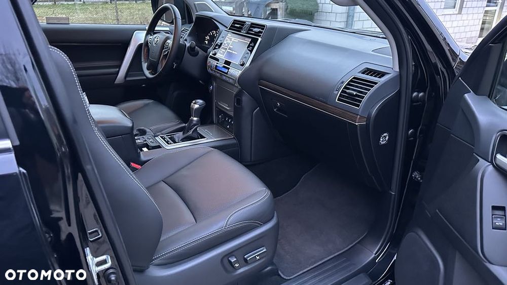 Toyota Land Cruiser LC 2.8 D-4D Prestige - 25