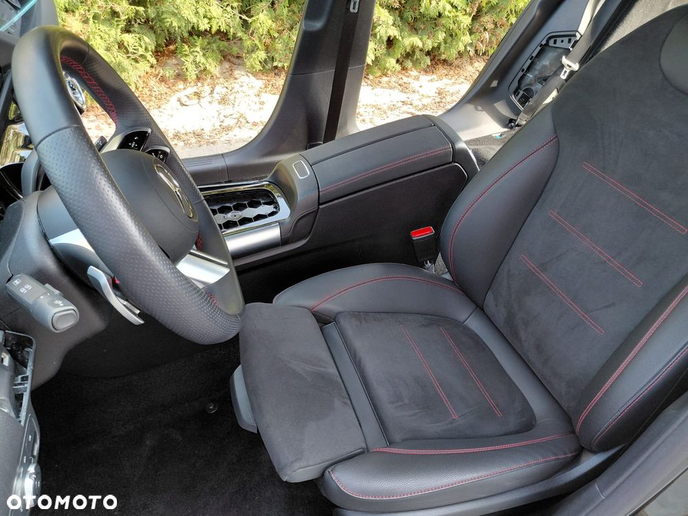 Mercedes-Benz GLA - 15