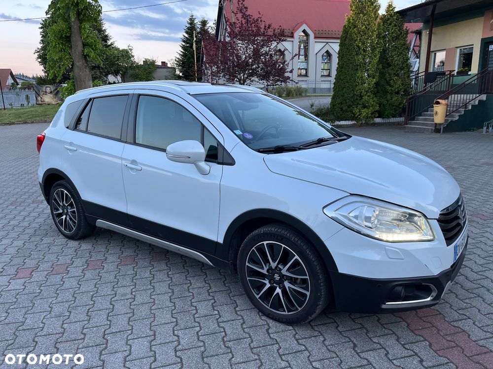 Suzuki SX4 S-Cross 1.6 Premium 4WD CVT - 1