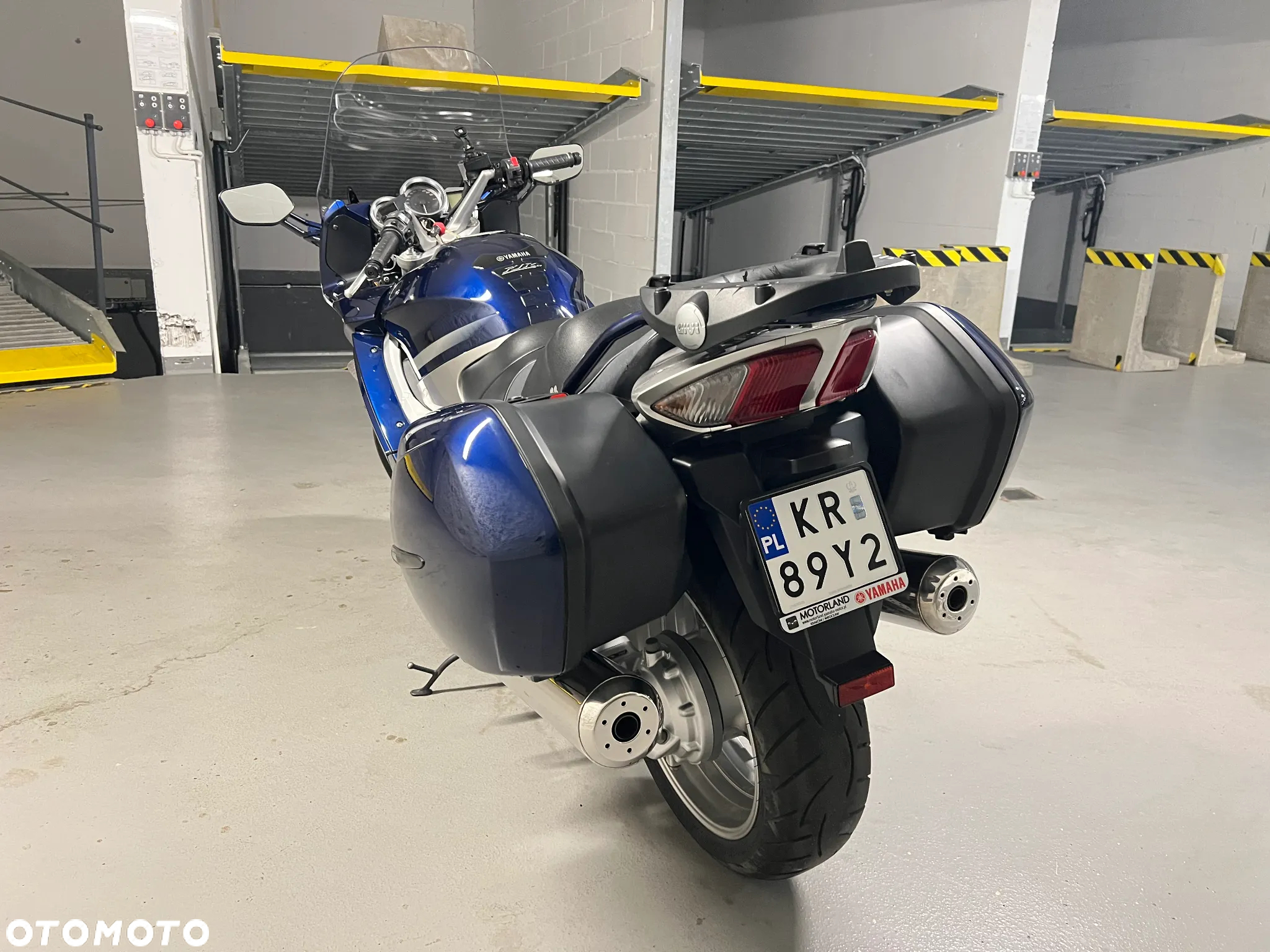 Yamaha FJR - 7