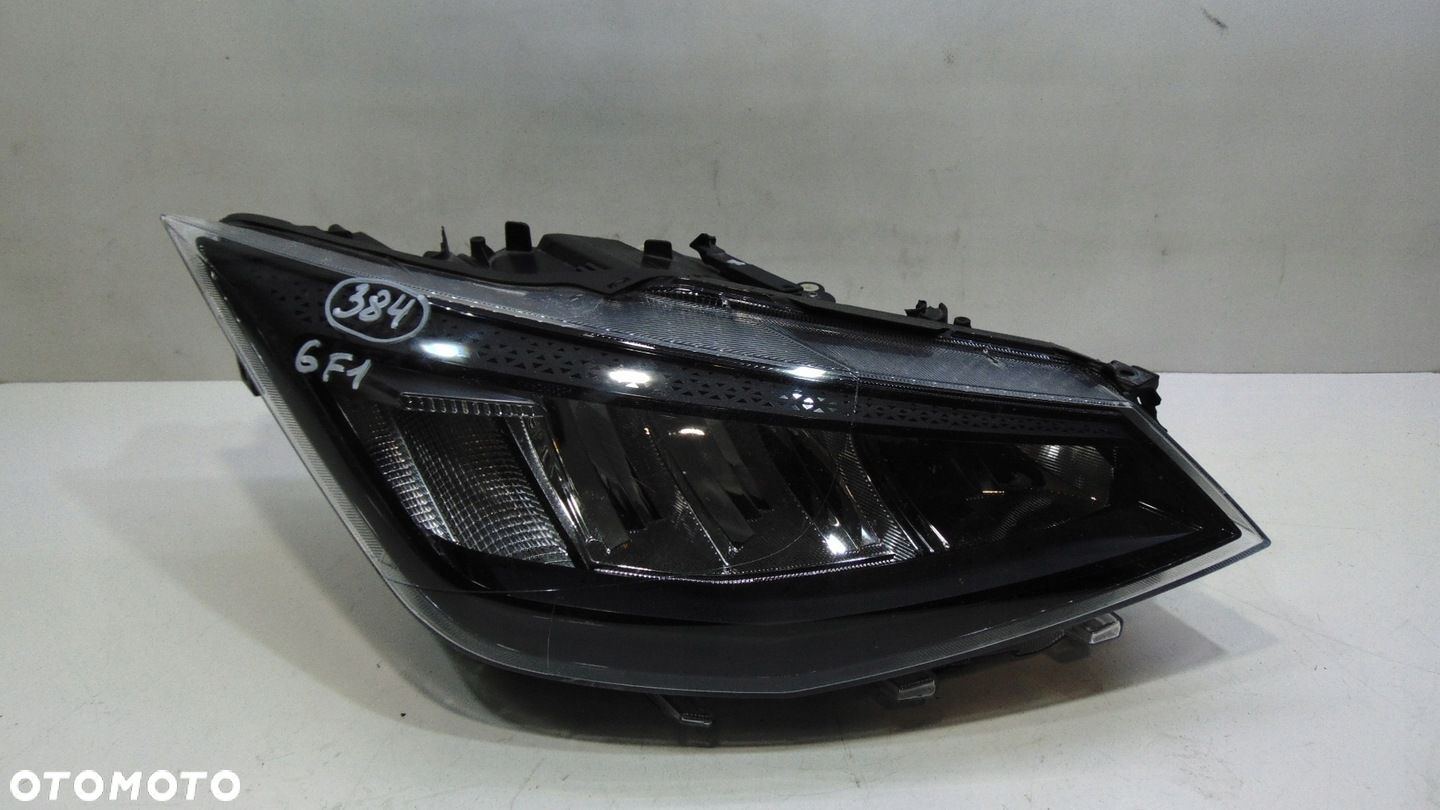 Lampa prawa przód SEAT IBIZA V 5 LIFT 6F 22- - 1