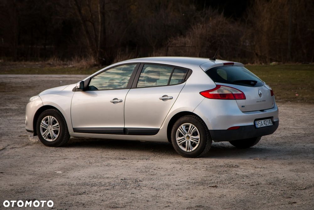 Renault Megane 1.5 dCi Privilege - 4