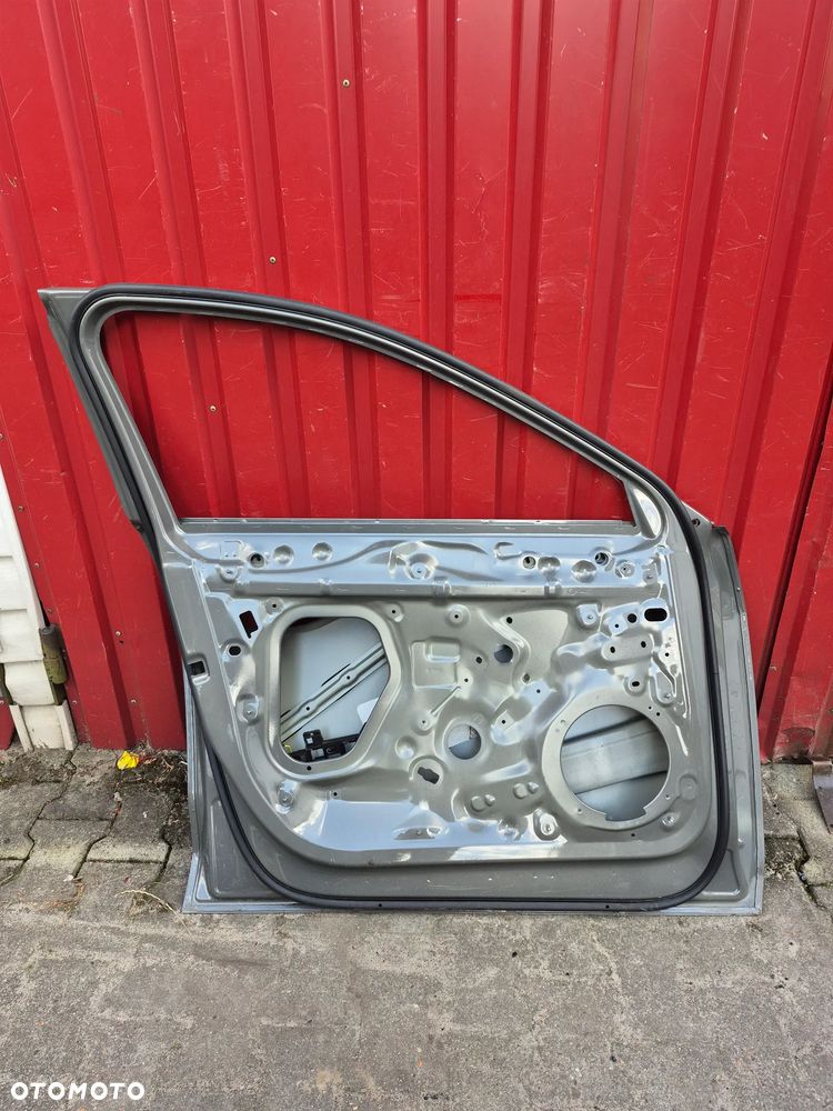 Audi A5 B10 drzwi przednie lewe 8B3831333 - 4