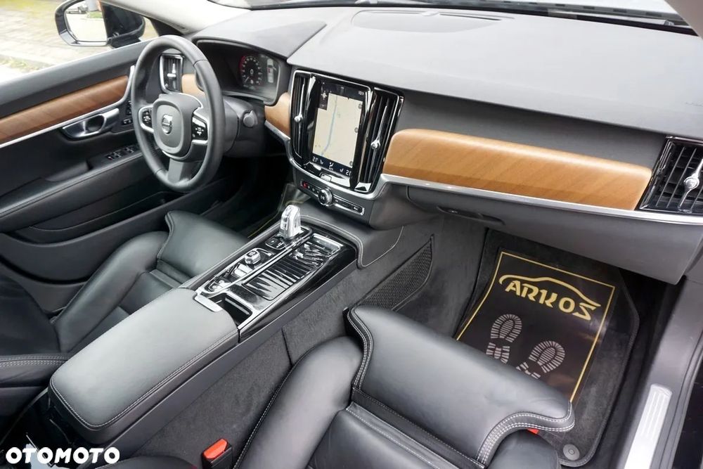 Volvo S90 T8 Twin Engine AWD Geartronic Inscription - 34