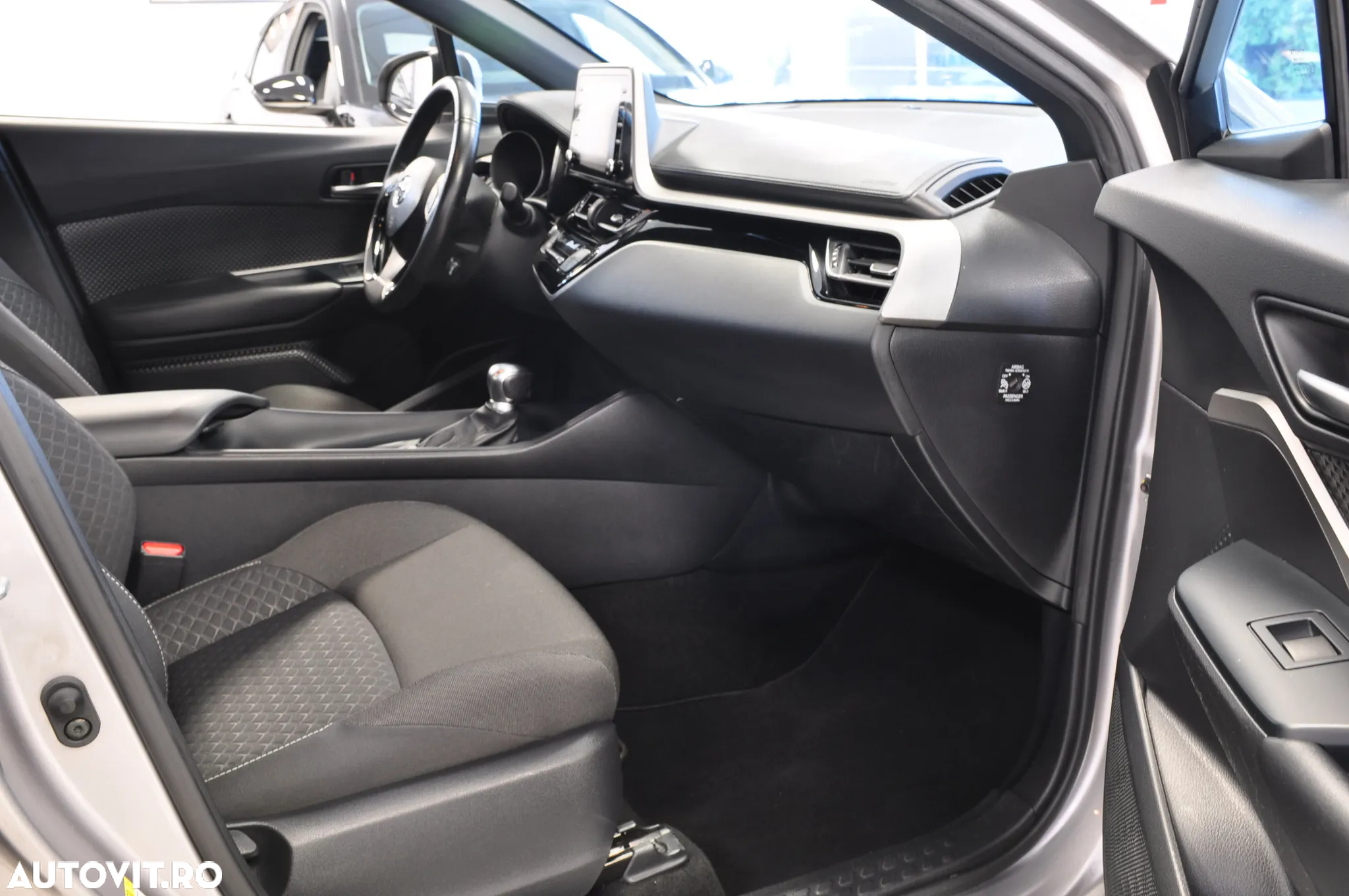 Toyota C-HR 1.8 Hybrid Business Edition - 10