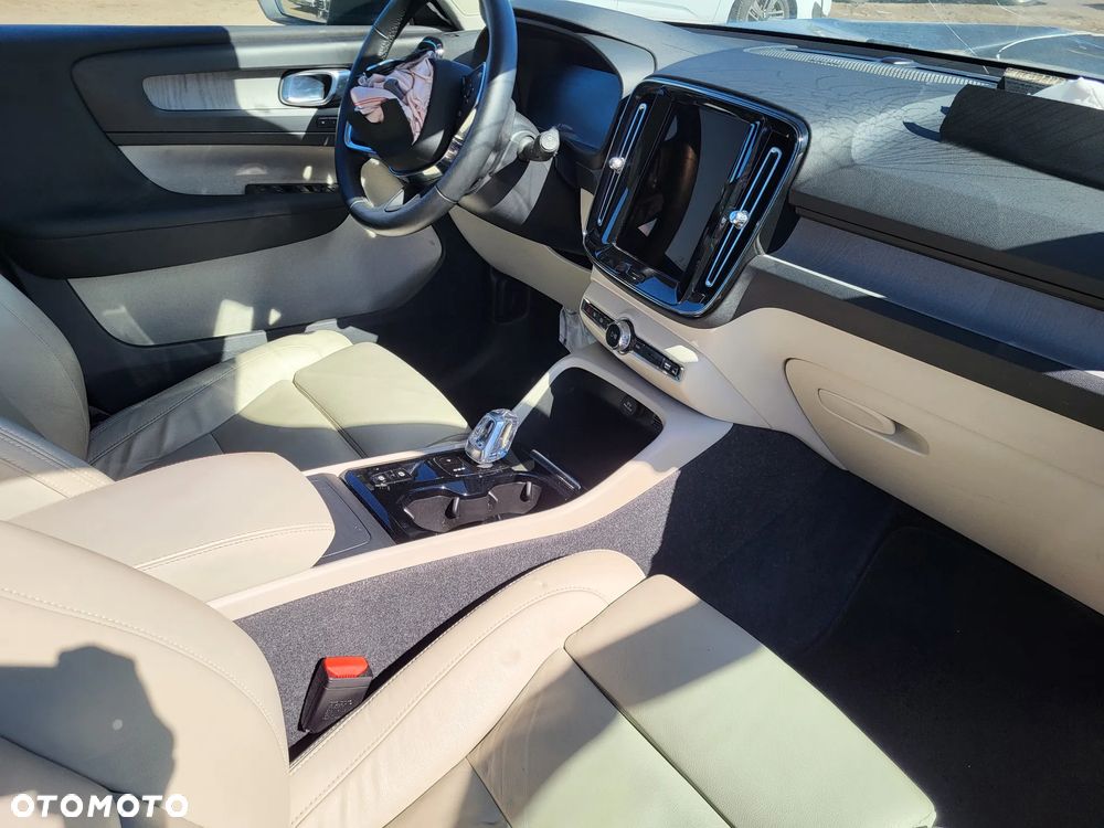 Volvo XC 40 T3 Geartronic Inscription - 35
