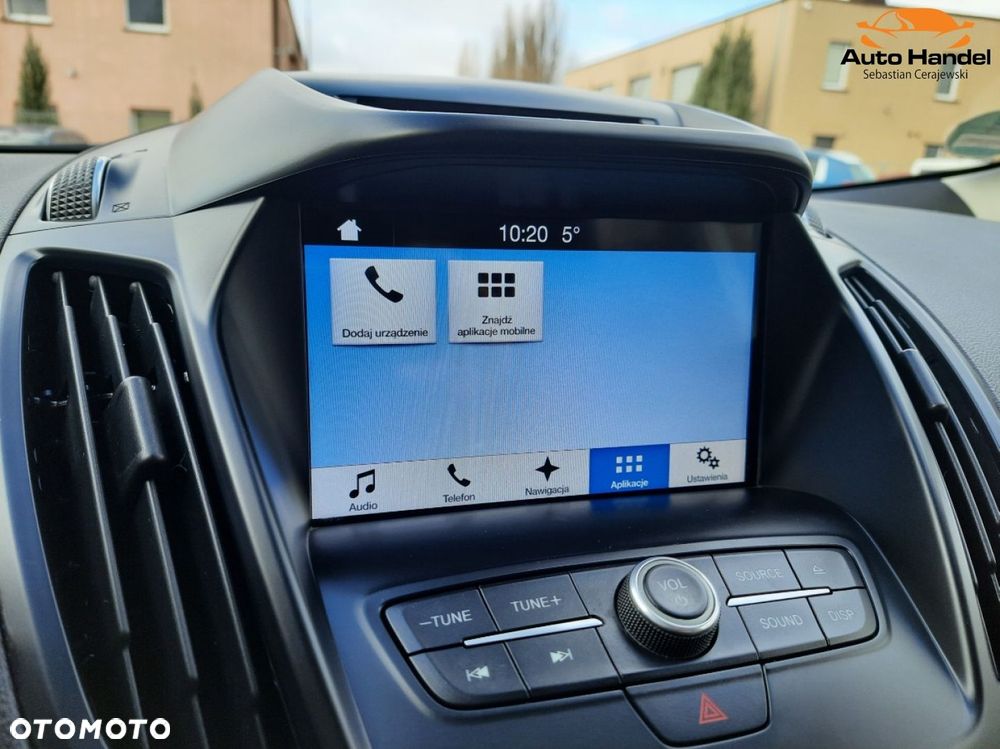 Ford Kuga 1.5 EcoBoost 2x4 Titanium - 28