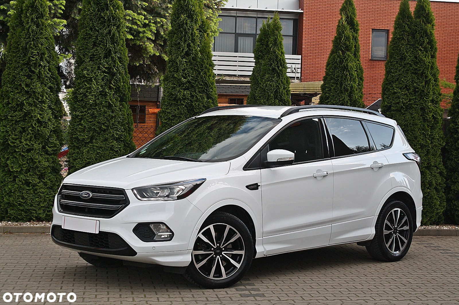 Ford Kuga 2.0 TDCi 2x4 ST-Line - 18