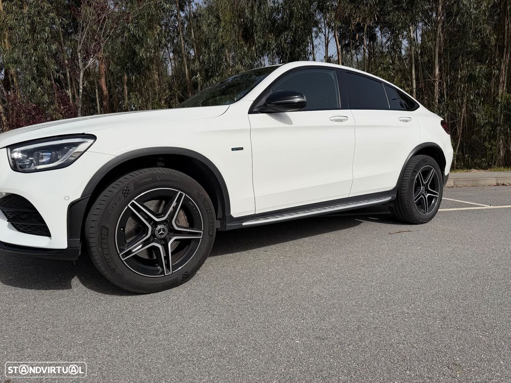 Mercedes-Benz GLC 300 de Coupe 4Matic 9G-TRONIC AMG Line - 3