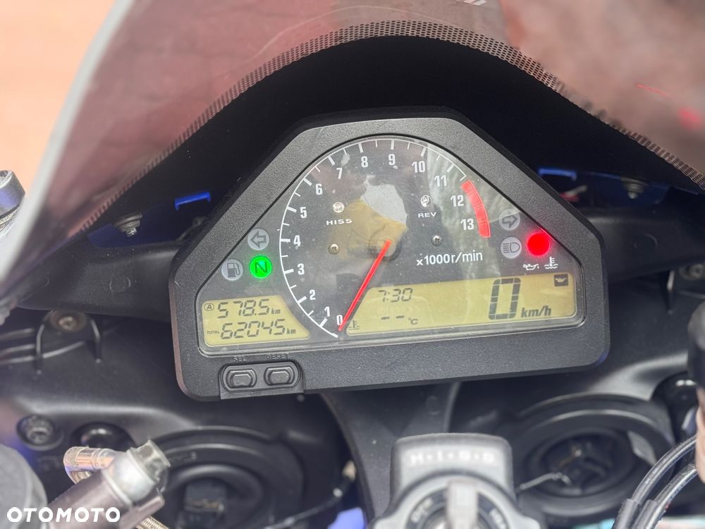 Honda CBR - 26