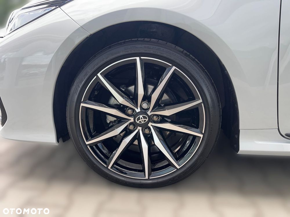 Toyota Corolla 1.8 Hybrid GR Sport - 11