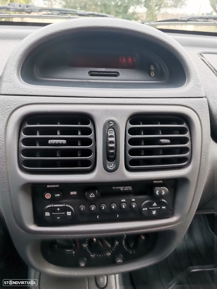 Renault Clio 1.2 RN - 14