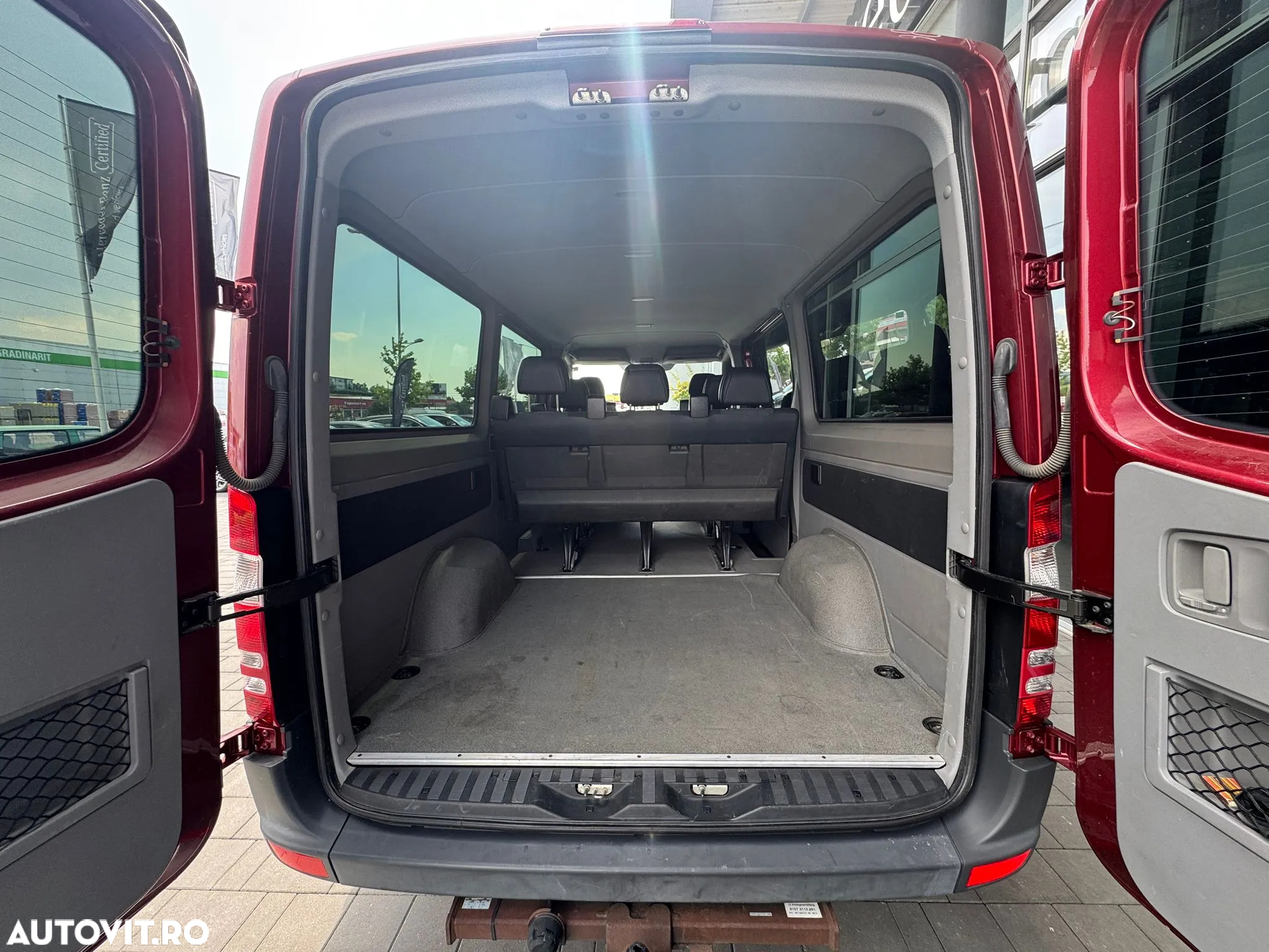 Mercedes-Benz Sprinter - 6