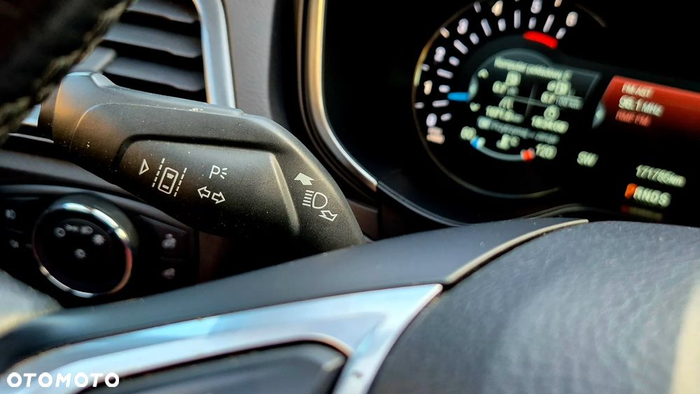 Ford Mondeo 2.0 EcoBlue Titanium - 31