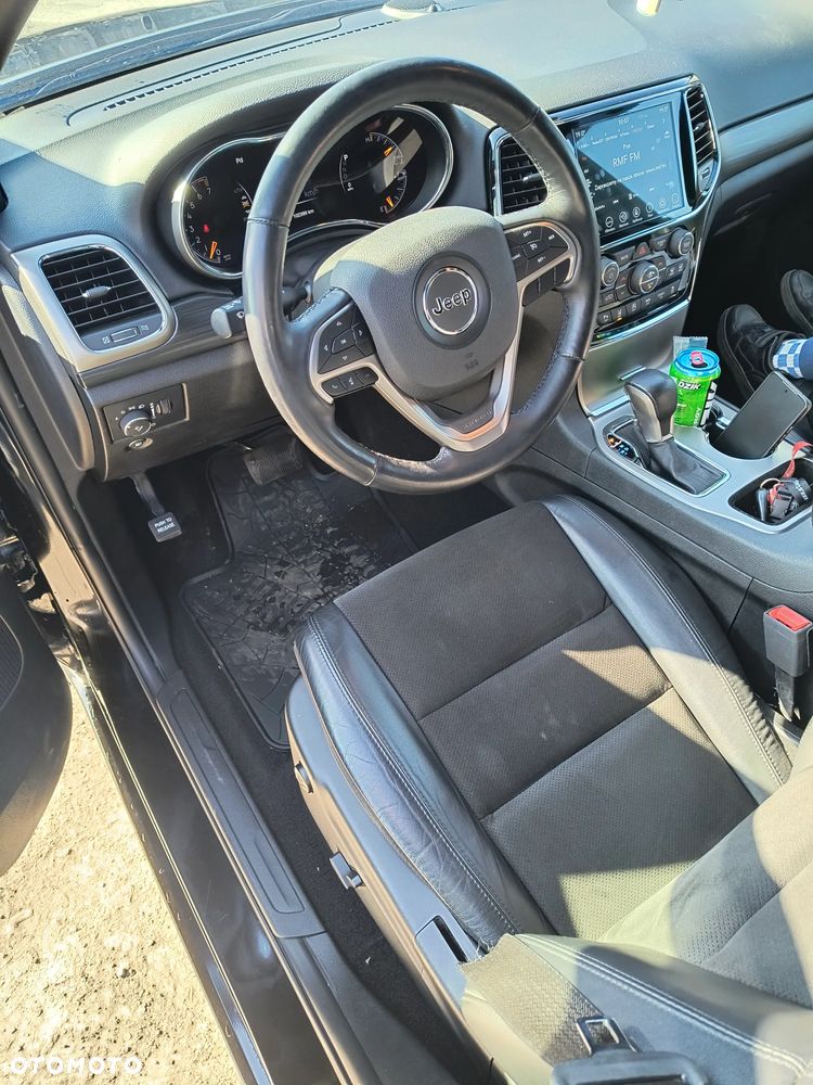 Jeep Grand Cherokee - 10