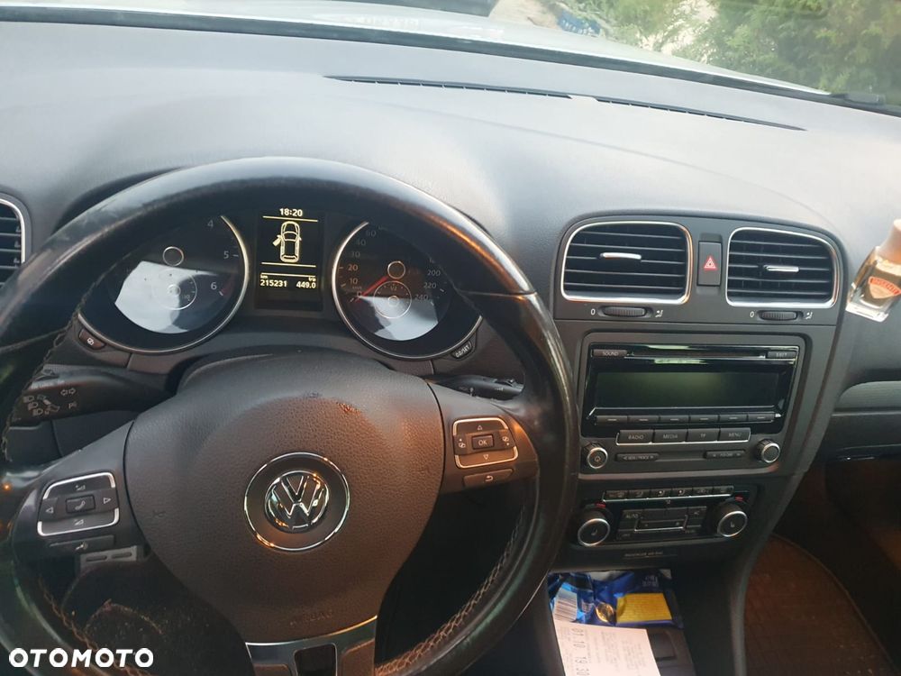 Volkswagen Golf 1.6 TDI DPF BlueMotion Technology MATCH - 8