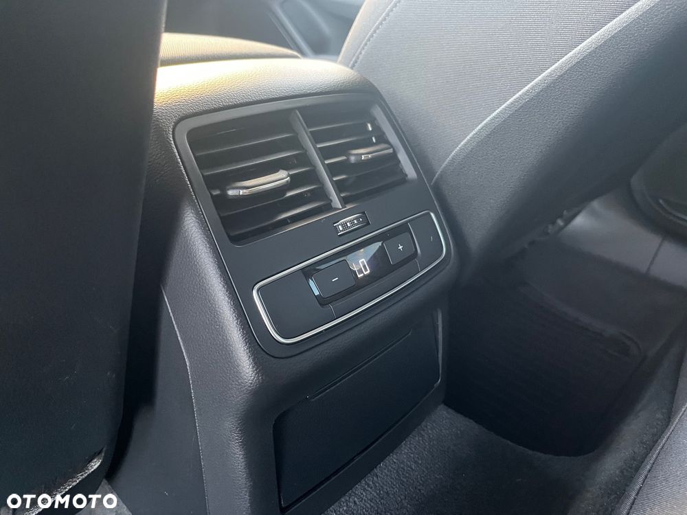 Audi A4 Allroad - 37
