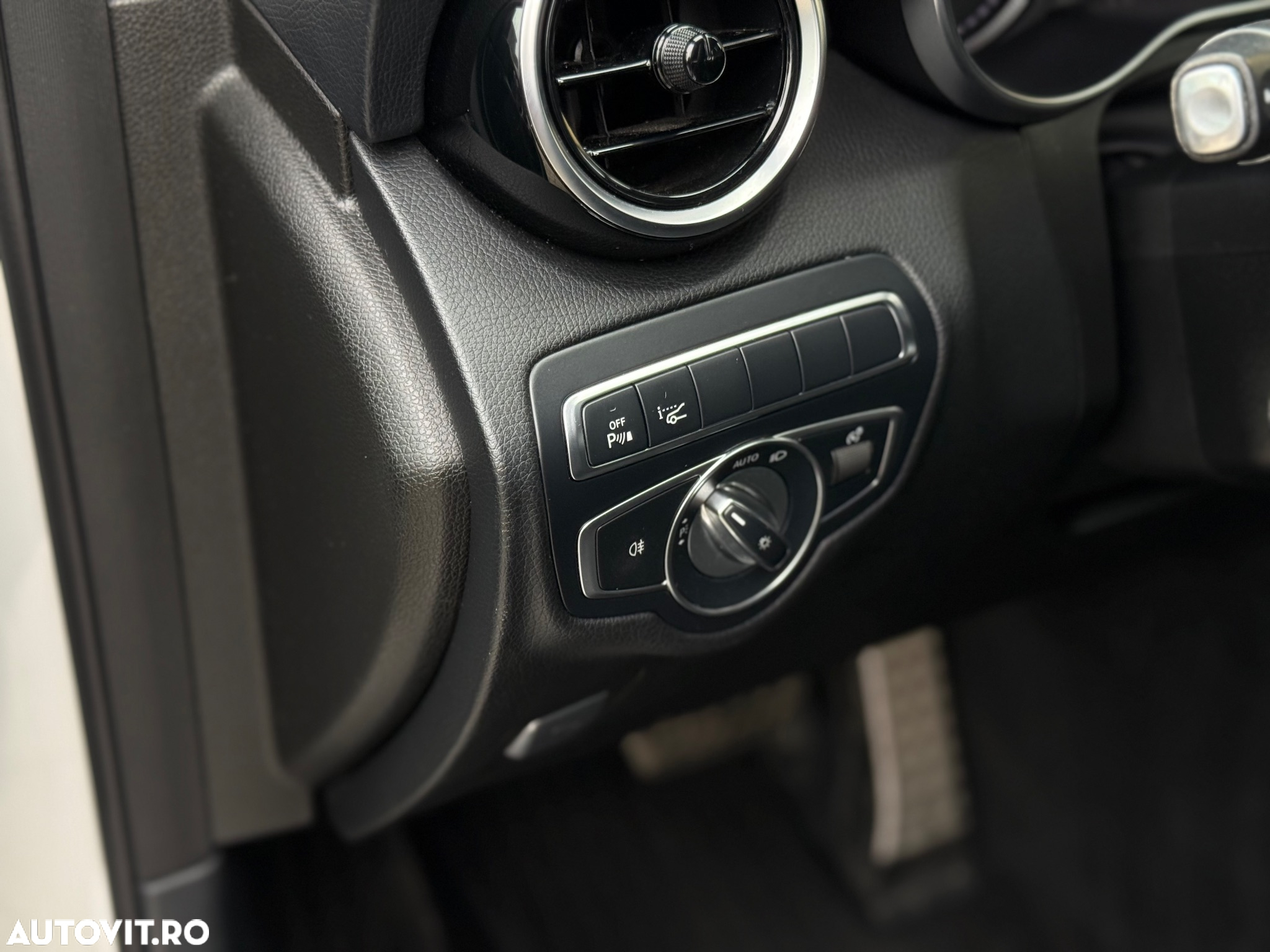 Mercedes-Benz GLC 250 d 4MATIC - 13