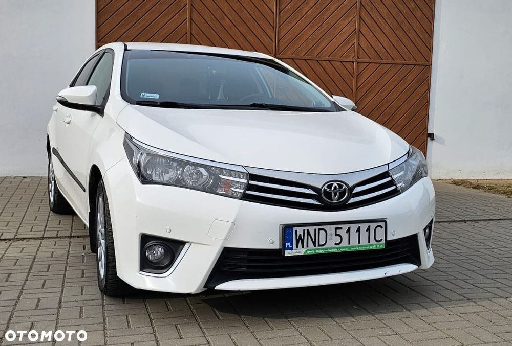 Toyota Corolla 1.4 D-4D Premium EU6 - 9