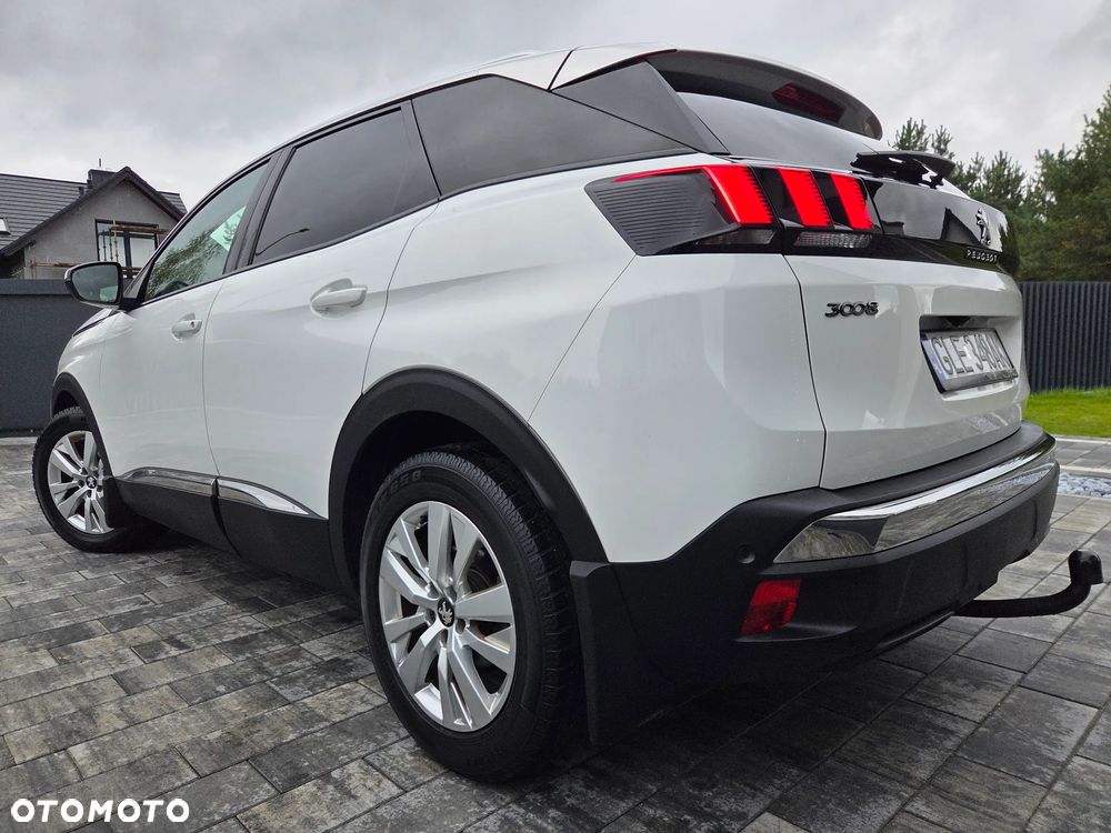 Peugeot 3008 1.6 BlueHDi Allure S&S EAT6 - 7
