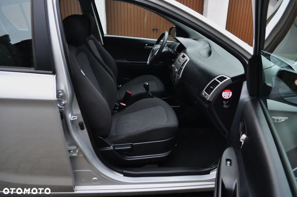 Hyundai i20 1.25 Style - 23