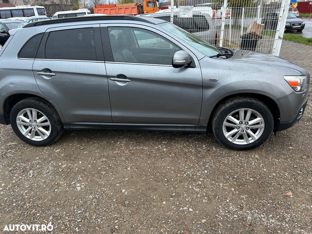 Mitsubishi ASX 1.8 DI-D 4WD Intense - 26