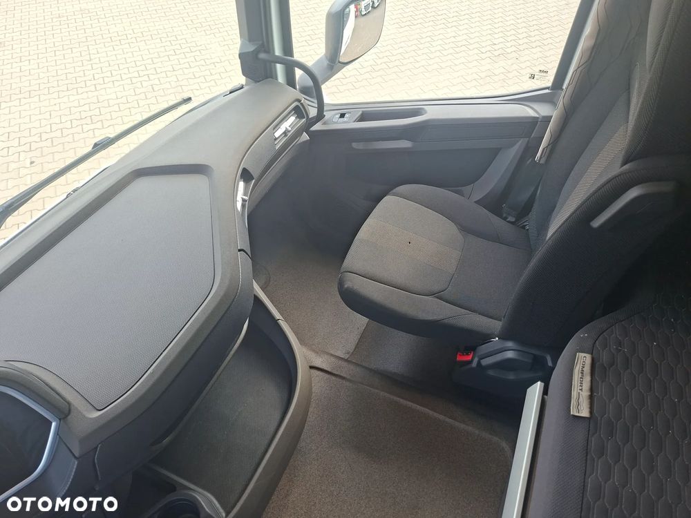 DAF XFn 480  (33116) - 12