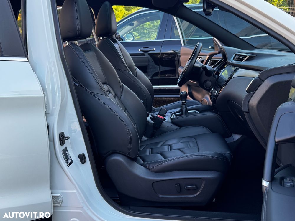 Nissan Qashqai 1.6 DCI TEKNA+ - 11