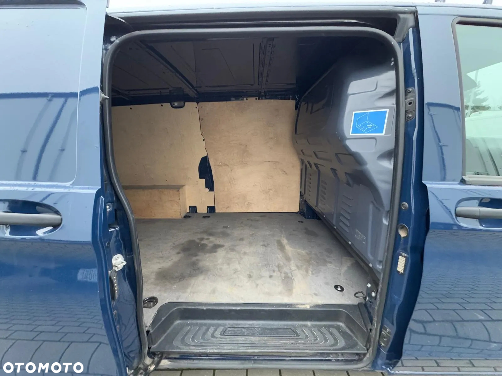 Mercedes-Benz VITO - 9