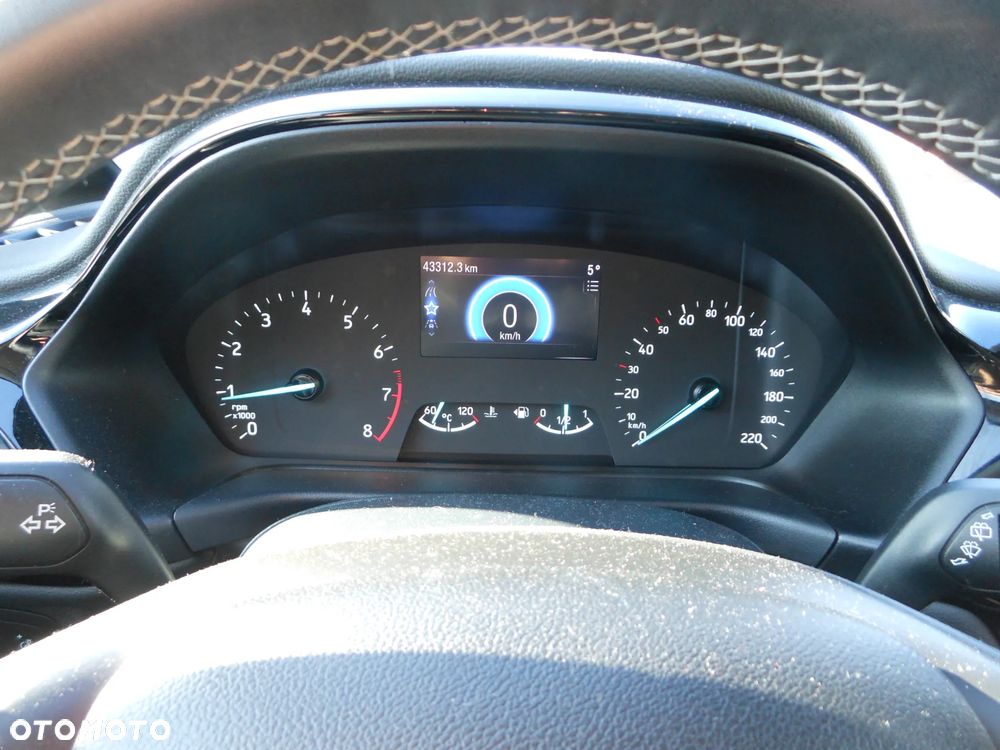 Ford Fiesta 1.0 EcoBoost Hybrid S&S TITANIUM - 3